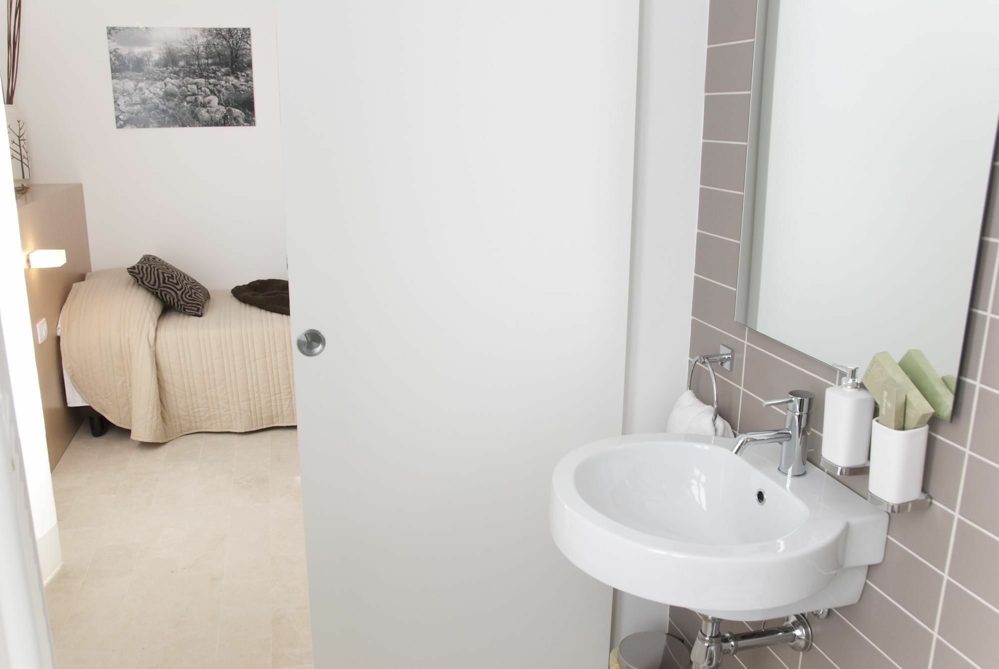 Le Stanze Del Sole Bed & Breakfast